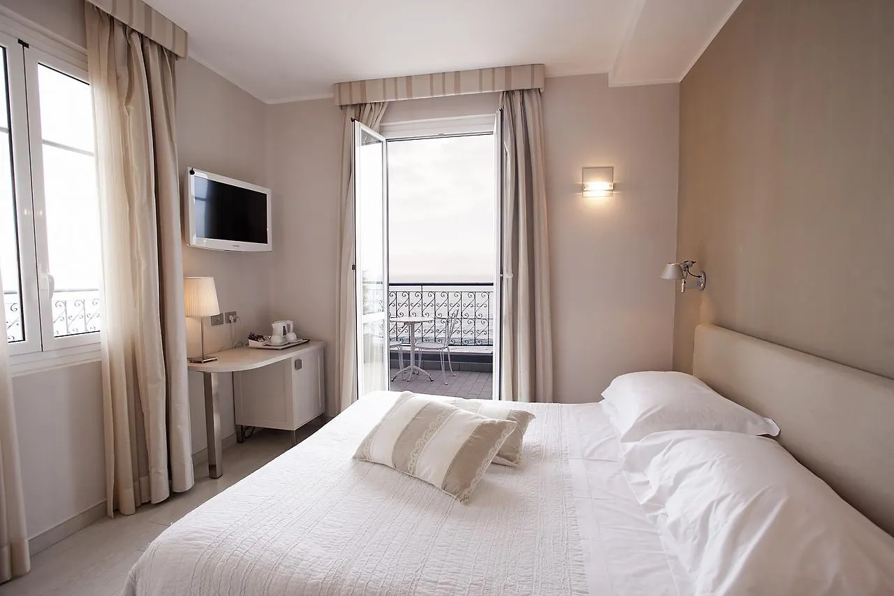 Hotel Savoia 알라시오
